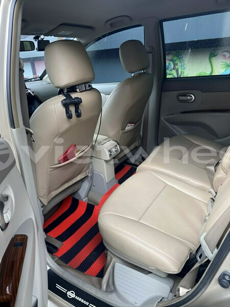 Big with watermark nissan livina hanoi tp ho chi minh 48033