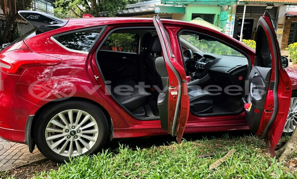 Mua Đã sử dụng Ford Focus Xe ô tô Mua Đã sử dụng Ford Focus Xe ô tô