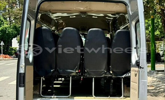 Mua Đã sử dụng Ford Transit Xe ô tô Mua Đã sử dụng Ford Transit Xe ô tô
