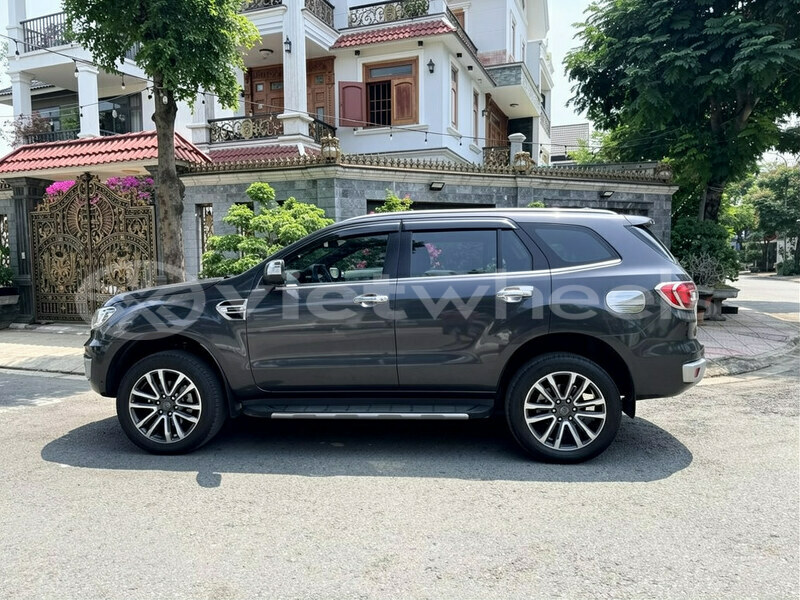 Big with watermark ford everest hanoi tp ho chi minh 48048