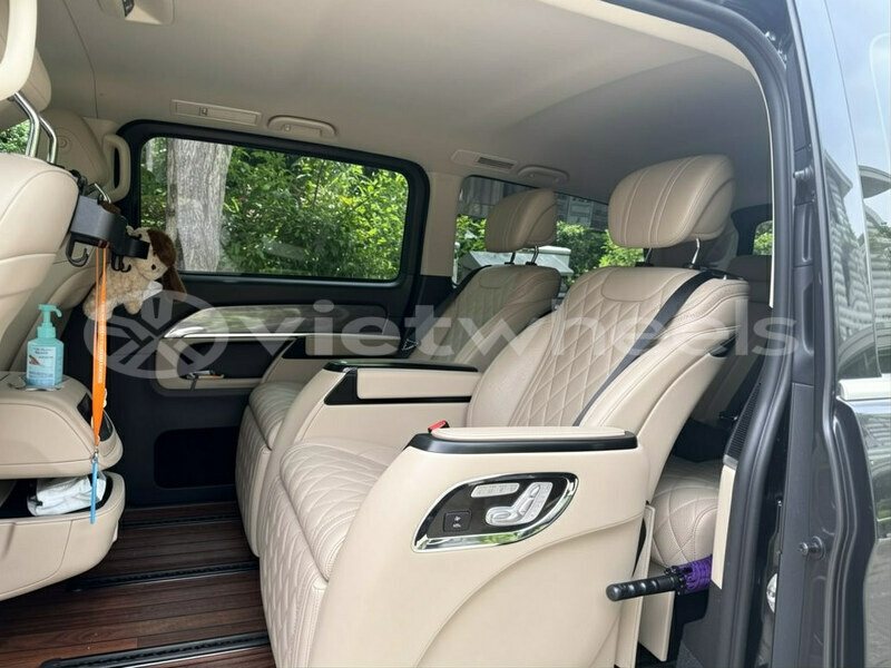 Big with watermark mercedes v250 hanoi tp ho chi minh 48052