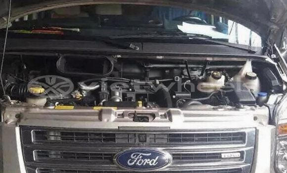 Mua Đã sử dụng Ford Transit Xe ô tô Mua Đã sử dụng Ford Transit Xe ô tô