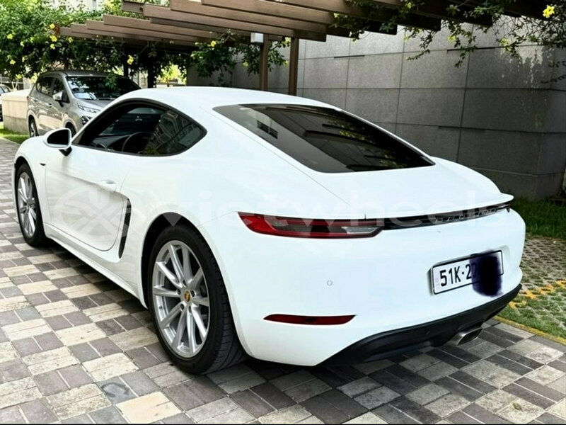 Big with watermark porsche cayman hanoi tp ho chi minh 48092