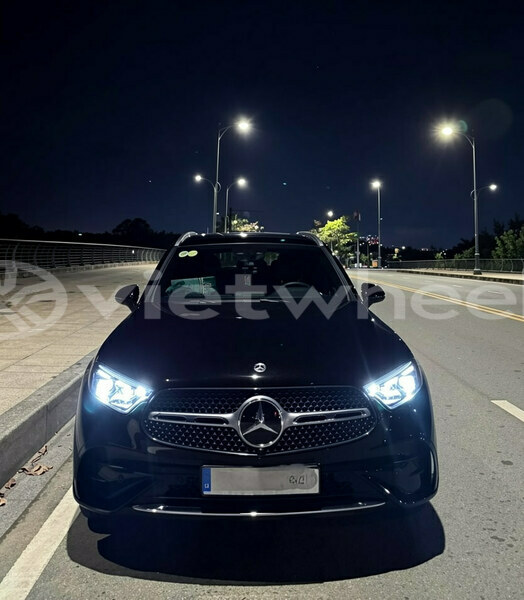 Big with watermark mercedes glc 300 4matic hanoi tp ho chi minh 48094