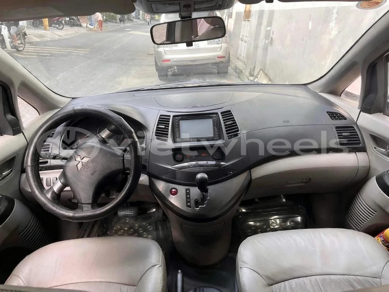Big with watermark mitsubishi grandis hanoi tp ho chi minh 48136