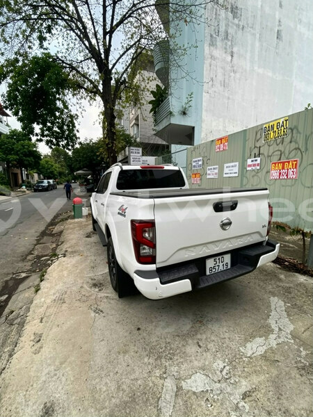 Big with watermark nissan navara hanoi tp ho chi minh 48146