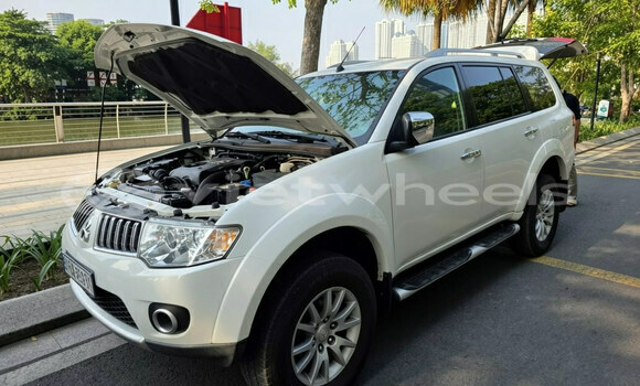 Buy Used Mitsubishi Pajero Sport Car Buy Used Mitsubishi Pajero Sport Car