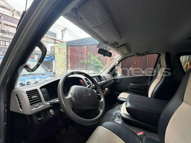 Big with watermark toyota hiace hanoi tp ho chi minh 48156