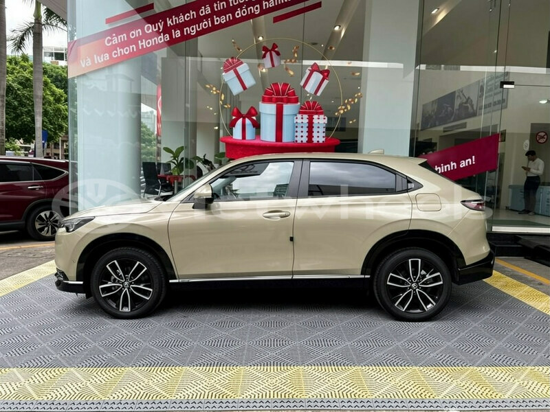 Big with watermark honda hr v hanoi tp ho chi minh 48160
