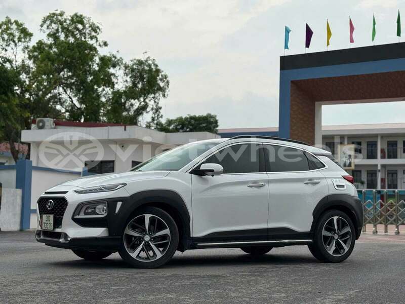Big with watermark hyundai kona hanoi can tho 48187