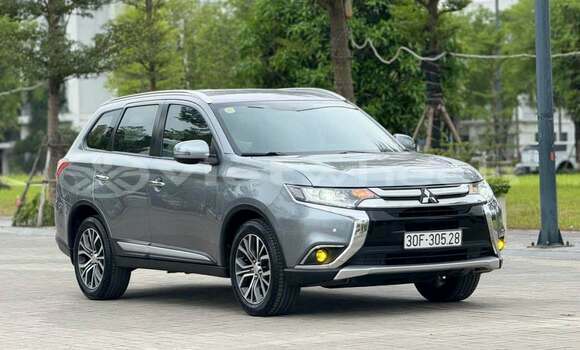 Mua Đã sử dụng Mitsubishi Outlander Xe ô tô Mua Đã sử dụng Mitsubishi Outlander Xe ô tô