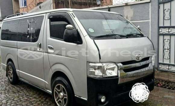 Mua Đã sử dụng Toyota Hi-ace Xe ô tô Mua Đã sử dụng Toyota Hi-ace Xe ô tô