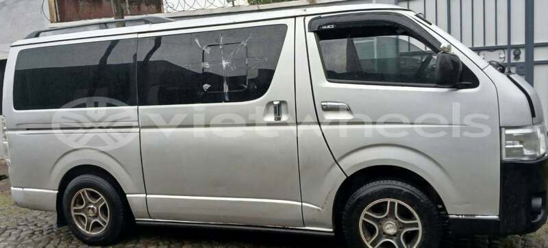 Big with watermark toyota hi ace hanoi ha noi 48211