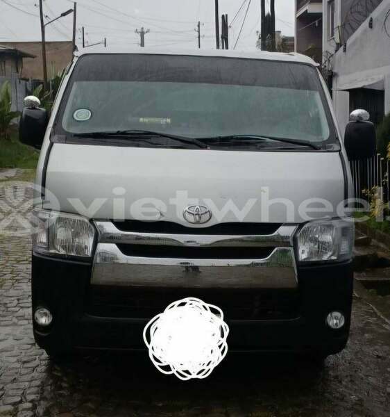 Big with watermark toyota hi ace hanoi ha noi 48211
