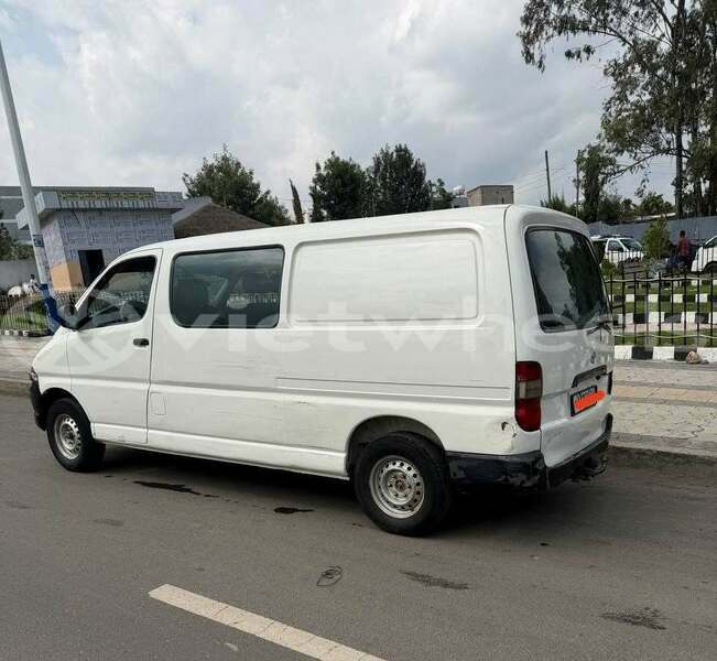 Big with watermark toyota hi ace ca mau ca mau 48213