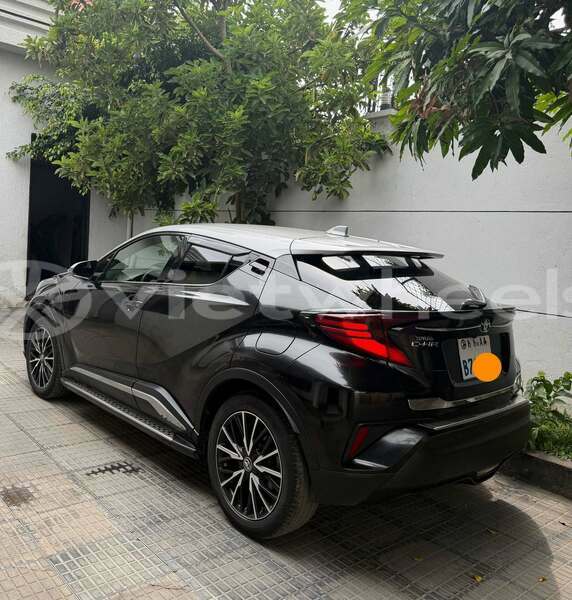Big with watermark toyota ch r hanoi can tho 48216