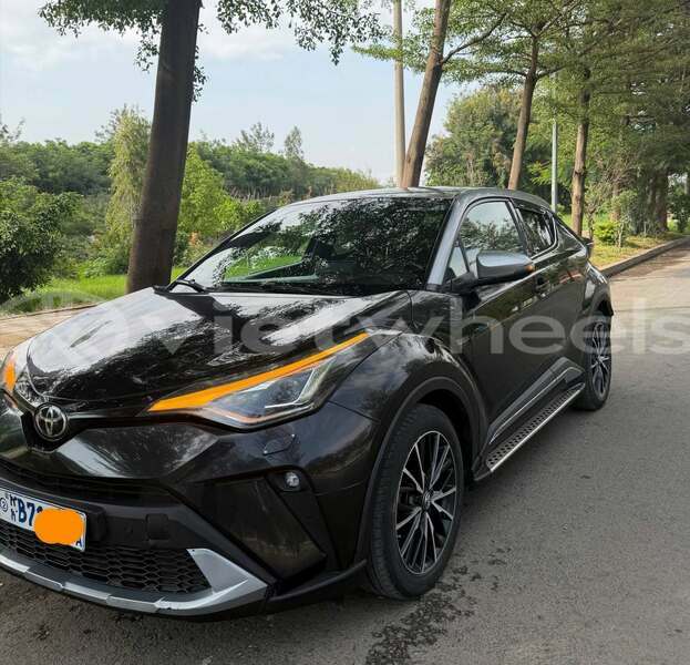 Big with watermark toyota ch r hanoi can tho 48216
