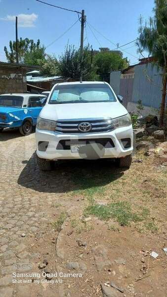 Big with watermark toyota hilux none cao bang 48219
