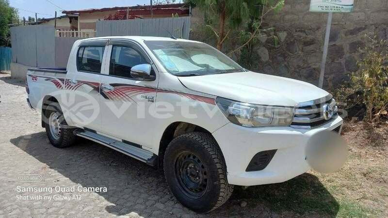 Big with watermark toyota hilux none cao bang 48219