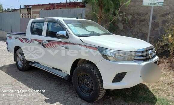Mua Đã sử dụng Toyota HiLux Xe ô tô Mua Đã sử dụng Toyota HiLux Xe ô tô