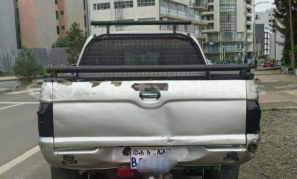 Mua Đã sử dụng Mitsubishi L 200 Xe ô tô Mua Đã sử dụng Mitsubishi L 200 Xe ô tô