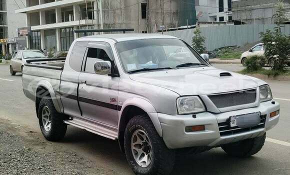 Mua Đã sử dụng Mitsubishi L 200 Xe ô tô Mua Đã sử dụng Mitsubishi L 200 Xe ô tô