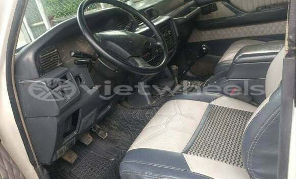Mua Đã sử dụng Toyota HiLux Xe ô tô Mua Đã sử dụng Toyota HiLux Xe ô tô
