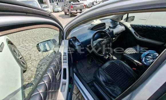 Mua Đã sử dụng Toyota Yaris Xe ô tô Mua Đã sử dụng Toyota Yaris Xe ô tô
