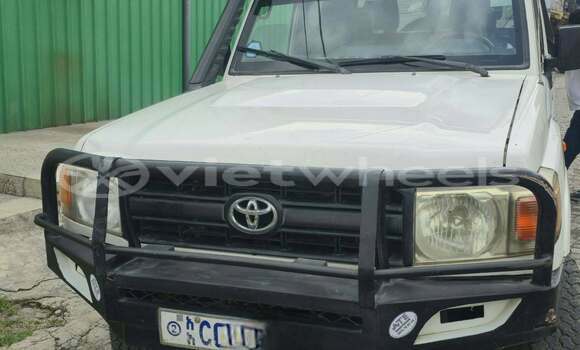 Mua Đã sử dụng Toyota Land Cruiser Xe ô tô Mua Đã sử dụng Toyota Land Cruiser Xe ô tô