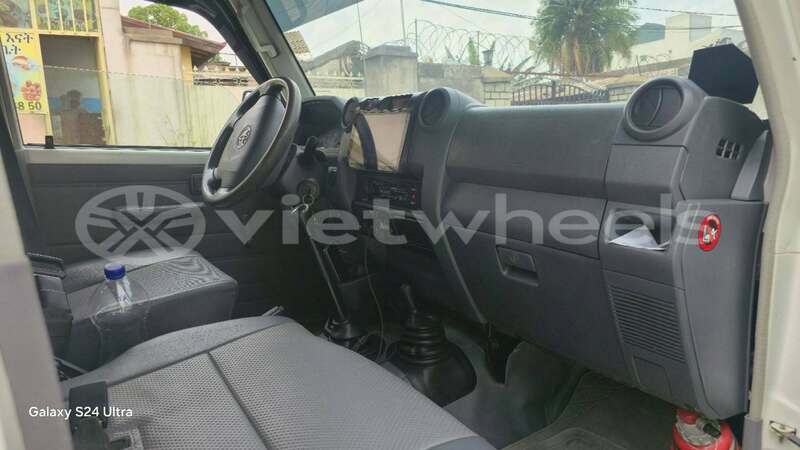 Big with watermark toyota land cruiser none cao bang 48249
