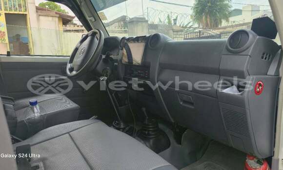 Mua Đã sử dụng Toyota Land Cruiser Xe ô tô Mua Đã sử dụng Toyota Land Cruiser Xe ô tô