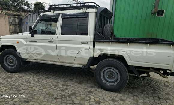 Mua Đã sử dụng Toyota Land Cruiser Xe ô tô Mua Đã sử dụng Toyota Land Cruiser Xe ô tô
