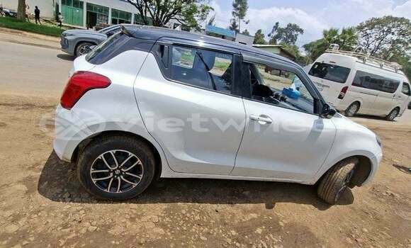 Mua Đã sử dụng Suzuki Swift Xe ô tô Mua Đã sử dụng Suzuki Swift Xe ô tô