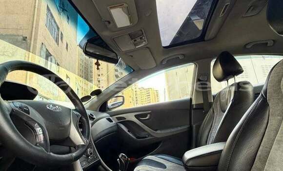 Mua Đã sử dụng Hyundai AVANTE Xe ô tô Mua Đã sử dụng Hyundai AVANTE Xe ô tô