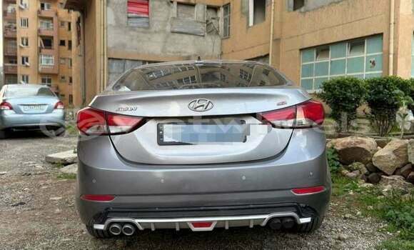 Mua Đã sử dụng Hyundai AVANTE Xe ô tô Mua Đã sử dụng Hyundai AVANTE Xe ô tô