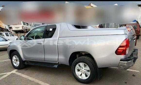 Mua Đã sử dụng Toyota HiLux Xe ô tô Mua Đã sử dụng Toyota HiLux Xe ô tô