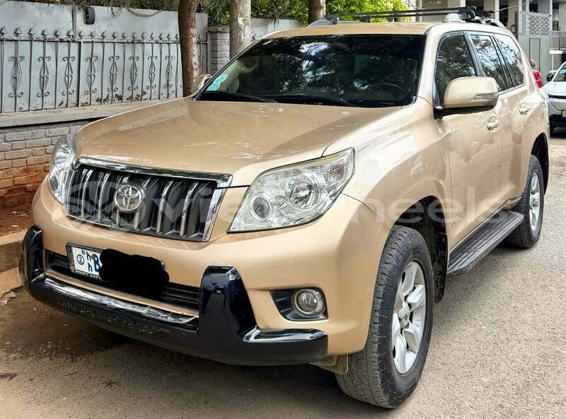 Big with watermark toyota prado hanoi can tho 48259