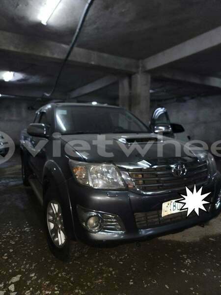 Big with watermark toyota hilux none cao bang 48260