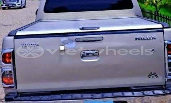 Mua Đã sử dụng Toyota HiLux Xe ô tô Mua Đã sử dụng Toyota HiLux Xe ô tô