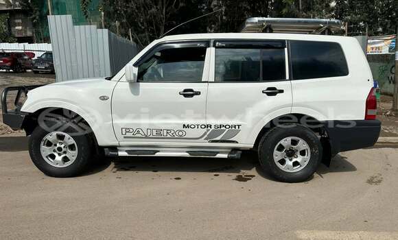 Mua Đã sử dụng Mitsubishi Pajero Xe ô tô Mua Đã sử dụng Mitsubishi Pajero Xe ô tô