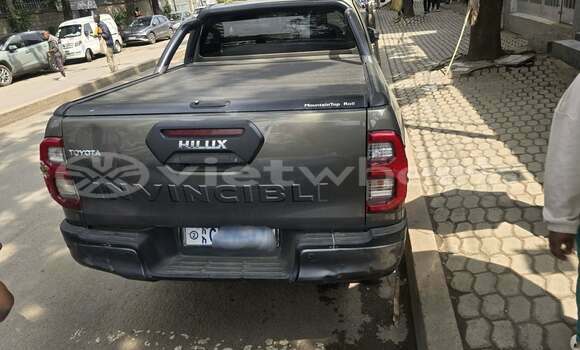 Mua Đã sử dụng Toyota HiLux Xe ô tô Mua Đã sử dụng Toyota HiLux Xe ô tô