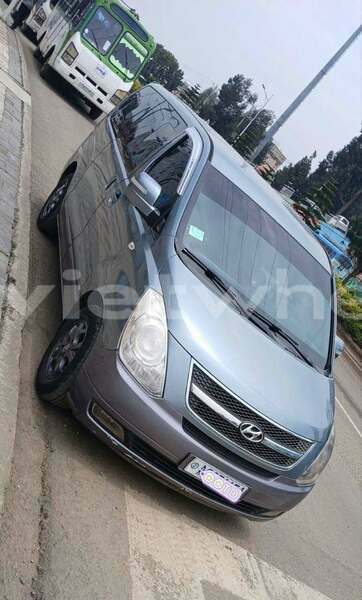 Big with watermark hyundai starex hanoi can tho 48269