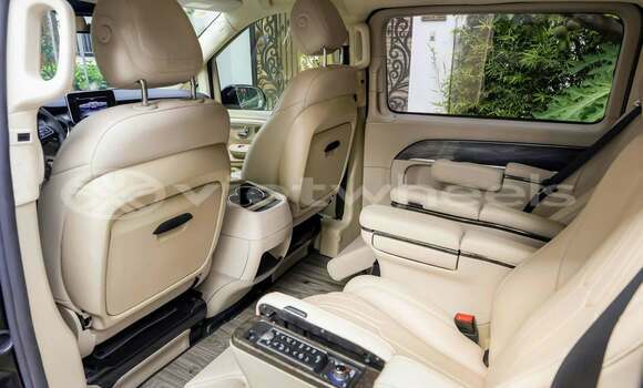 Buy Used Mercedes-benz V-class Car Buy Used Mercedes-benz V-class Car