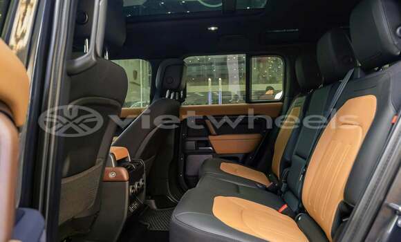 Buy Used Land Rover Discovery 3.0 Luxury Car Buy Used Land Rover Discovery 3.0 Luxury Car
