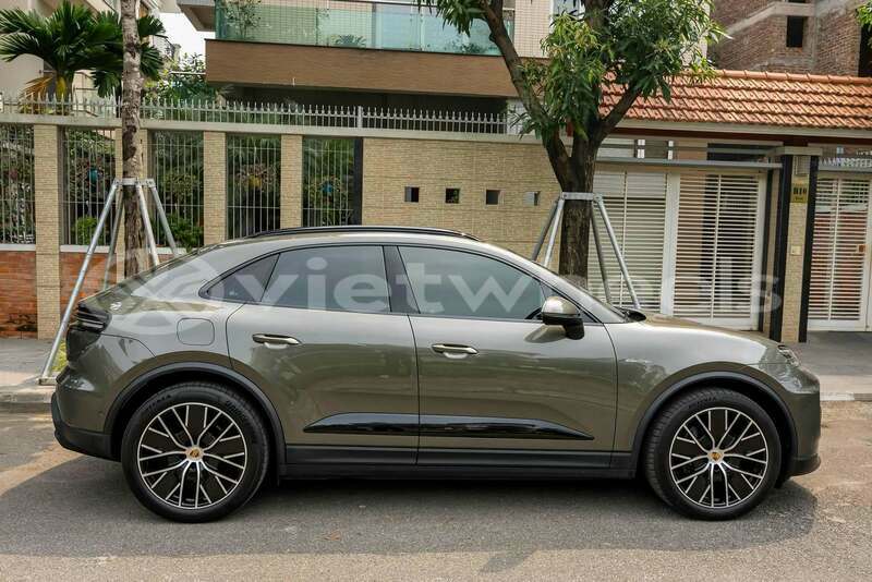 Big with watermark porsche macan none cao bang 48318