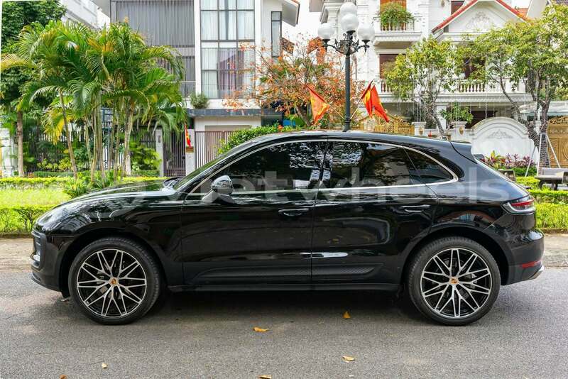Big with watermark porsche macan hanoi can tho 48326