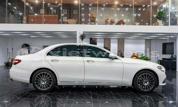 Buy Used Mercedes-benz E-class Car Buy Used Mercedes-benz E-class Car