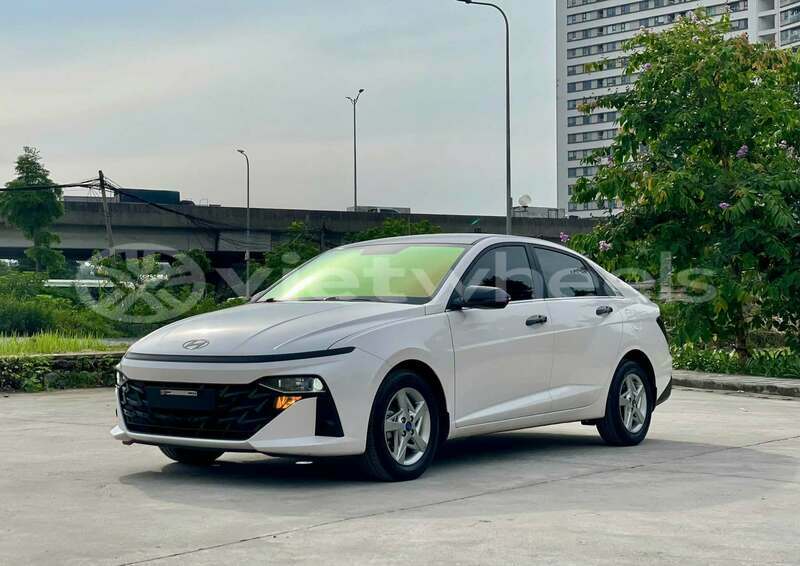 Big with watermark hyundai accent hanoi gia lai 48336