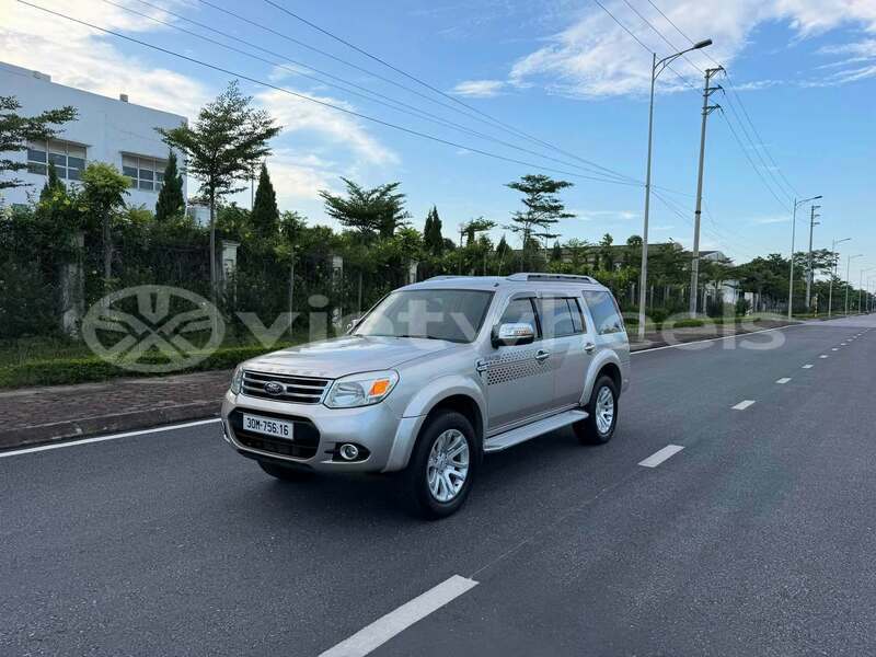 Big with watermark ford everest none cao bang 48364
