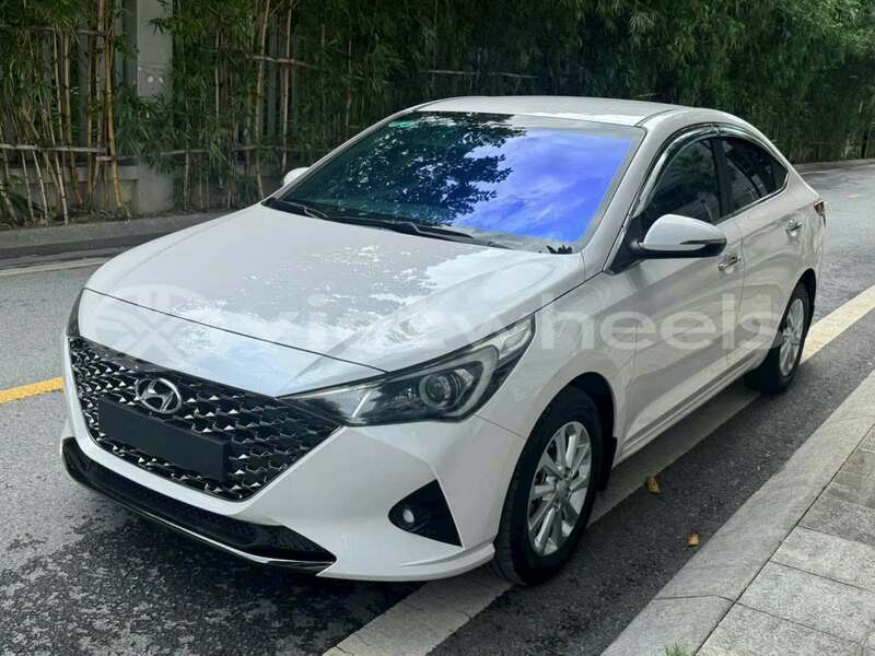 Big with watermark hyundai accent hanoi gia lai 48381